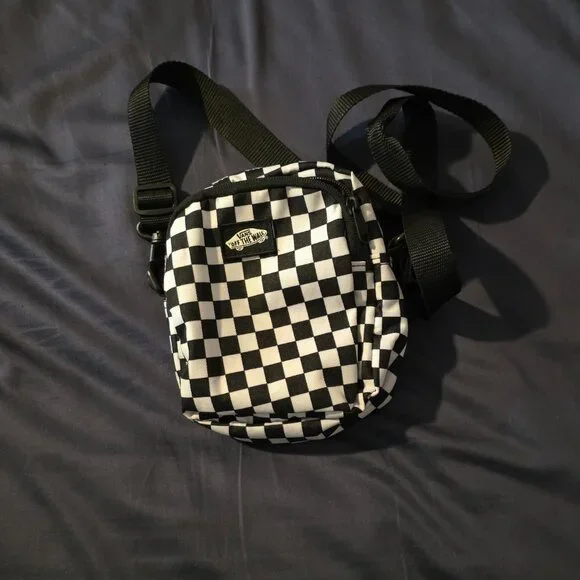 NWOT Vans Go Getter Crossbody Bag - Picture 2 of 3